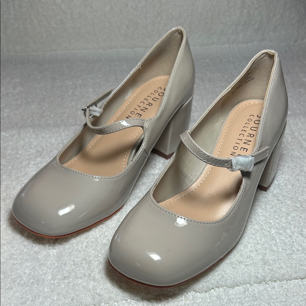 Journee Collection Women's Taupe Mary Jane Heels